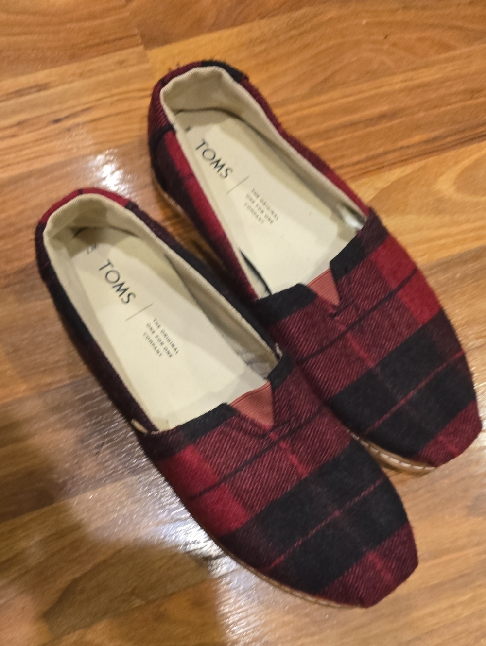 NWOT TOMS Women's Red and Black Plaid Slip-On Loafers